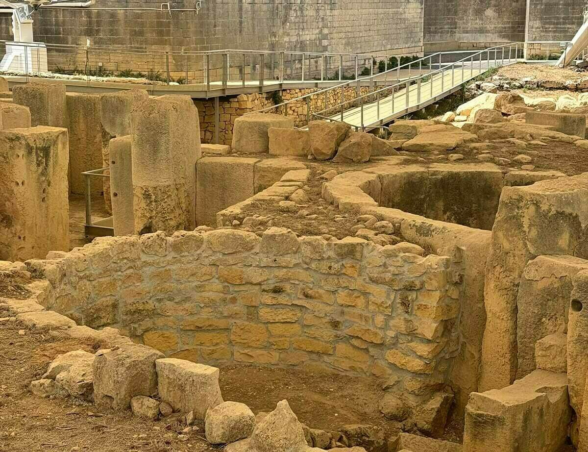 View of internal wall at Tarxien prehistoric complex